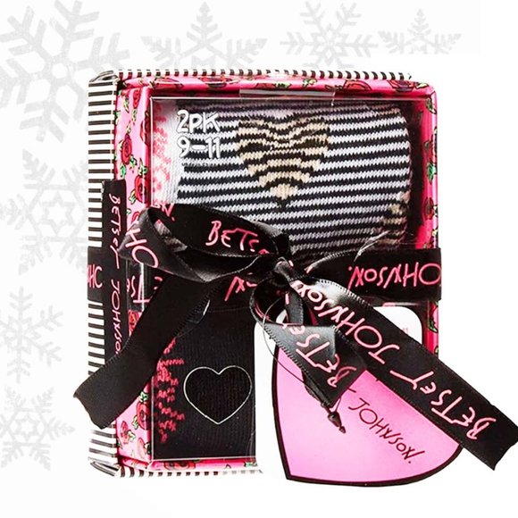 2 Pack BETSEY JOHNSON Crew Socks Gift Box - Picture 1 of 4